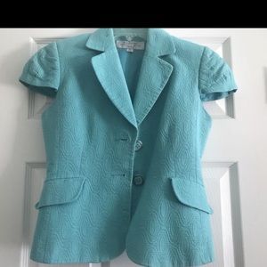 Tahari short sleeves suit